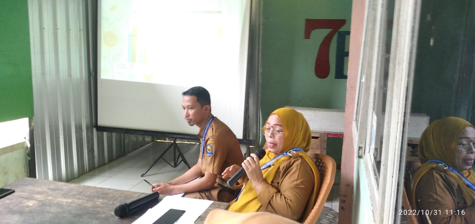 Kepala Puskesmas Rumbia Melakukan Rapat Lokah Mini Bulanan