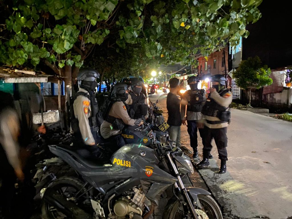 Patmor 633 Polrestabes Makassar, Melaksanakan Patroli Rutin