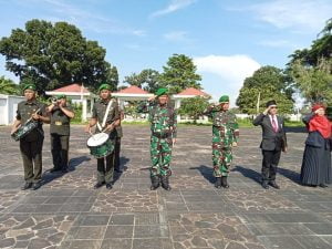 Mayor Inf Ramli Pasti “Pasi Persdim 1408/MKS, Hadir Dalam Upacara dan Ziarah Dalam Rangka Peringatan Hari Pahlawan 11 November 2022 di SMAN 1/MKS