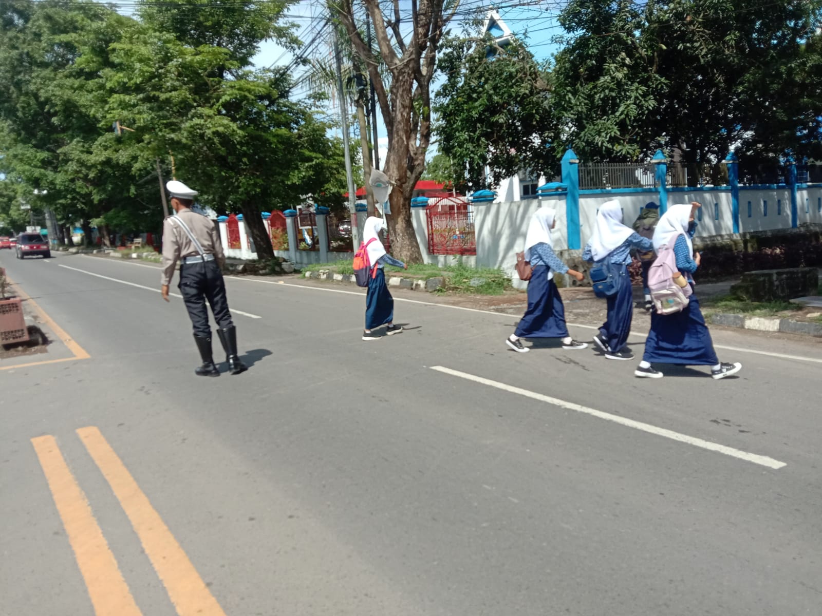 Sat Lantas Polres Takalar Lakukan Pamtur Lantas Atensi Jam Pulang Sekolah | NEWS TV
