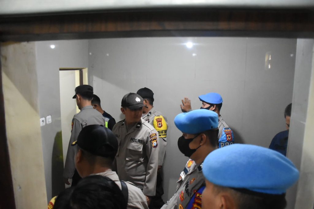 Hasil Urine Positif, 4 Personel Polres Bulukumba di Periksa Propam. | NEWS TV