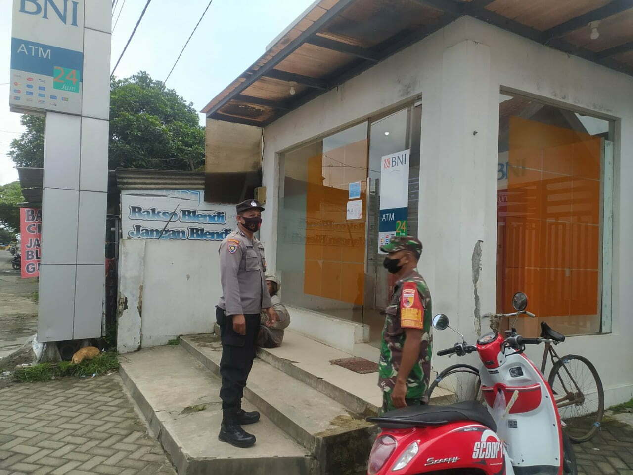 Ciptakan Kondusifitas Wilayah, Anggota Pos Selopuro Bersama Personel Polsek Gelar Patroli Gabungan | NEWS TV