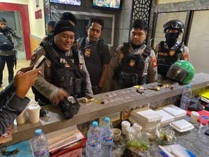 Tim Patmor 633 Polrestabes Makassar, Mengamankan 2 Orang Pelaku Pengedar dan Pengguna Narkoba