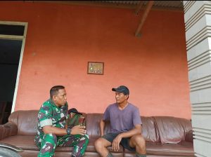 Jalin Keakraban Dengan Warga Di Wilayah, Babinsa Gandusari Gelar Kegiatan Komsos
