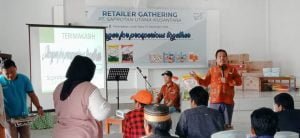 Produk Pupuk PT Saprotan Utama Nusantara Memberikan Pencerahan Kepada Petani Sawit di Pasangkayu