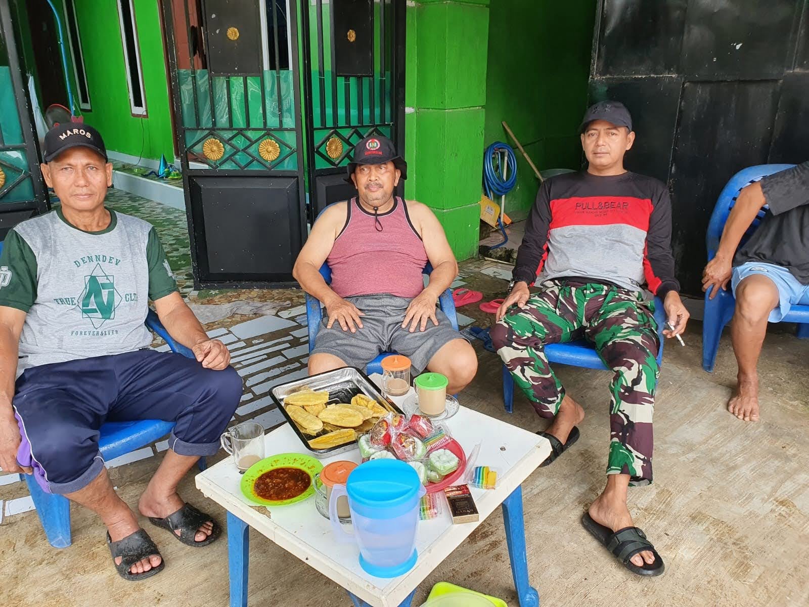 Antusias Warga BTN Bumi cendana indah maros, gotong royong membuat saluran Air pembuangan ( gorong-gorong ). | NEWS TV