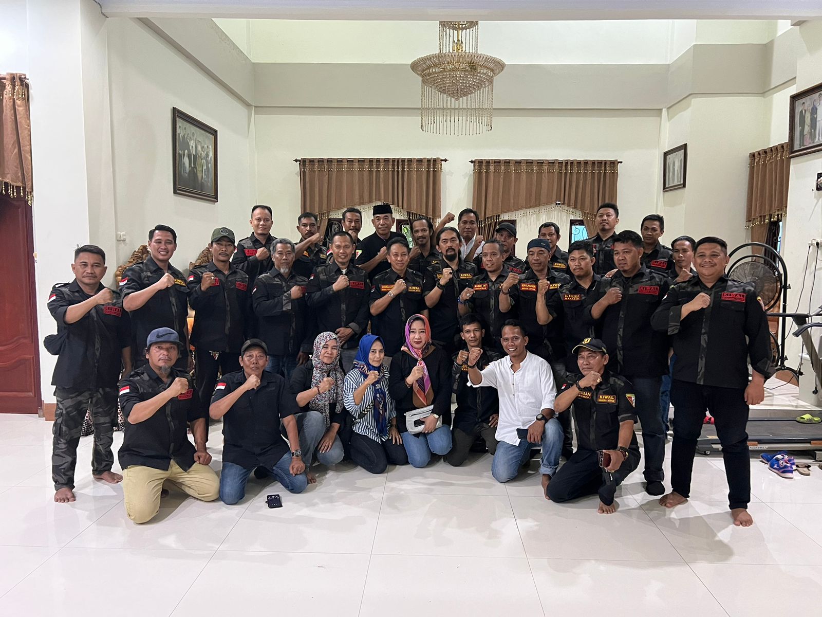 Ketua Kiwal MPC Garuda Hitam Pangkep Saldin Hidayat Mengangkat H Syamsul A Hamid Sebagai Dewan Penasihat | NEWS TV