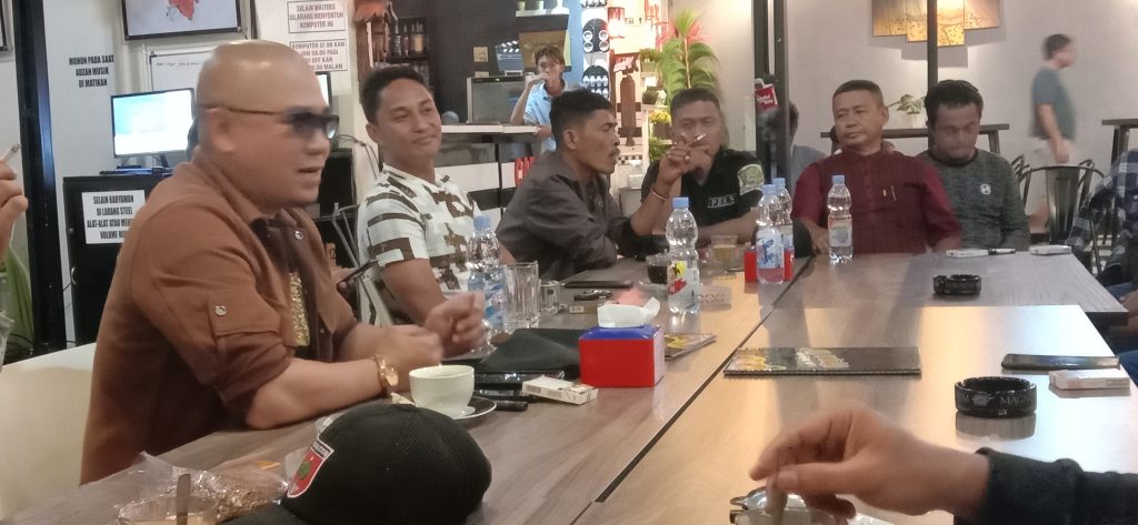 Pererat Kemitraan, Dandim 1427/Pasangkayu Ngopi Bareng Rekan Wartawan | NEWS TV