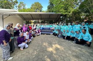 HUT IPeKB KE 16,DPC IPeKB PINRANG PERINGATI DENGAN BAKTI SOSIAL