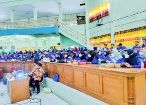 BUPATI IRWAN MENGHADIRI SEMINAR KEPERAWATAN DAN PELANTIKAN PPNI