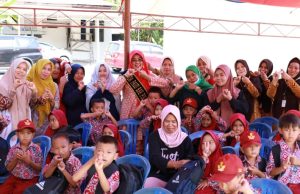 BUNDA PAUD MEMANTAU SEKOLAH DASAR DI KECAMATAN LEMBANG