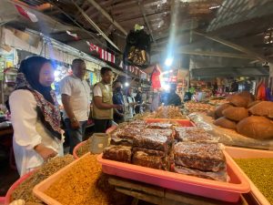 Kodim1408/ Makassar Bersama Gabungan Kantor Perdagangan Melaksanakan Operasi Inflasi Pasar | NEWS TV