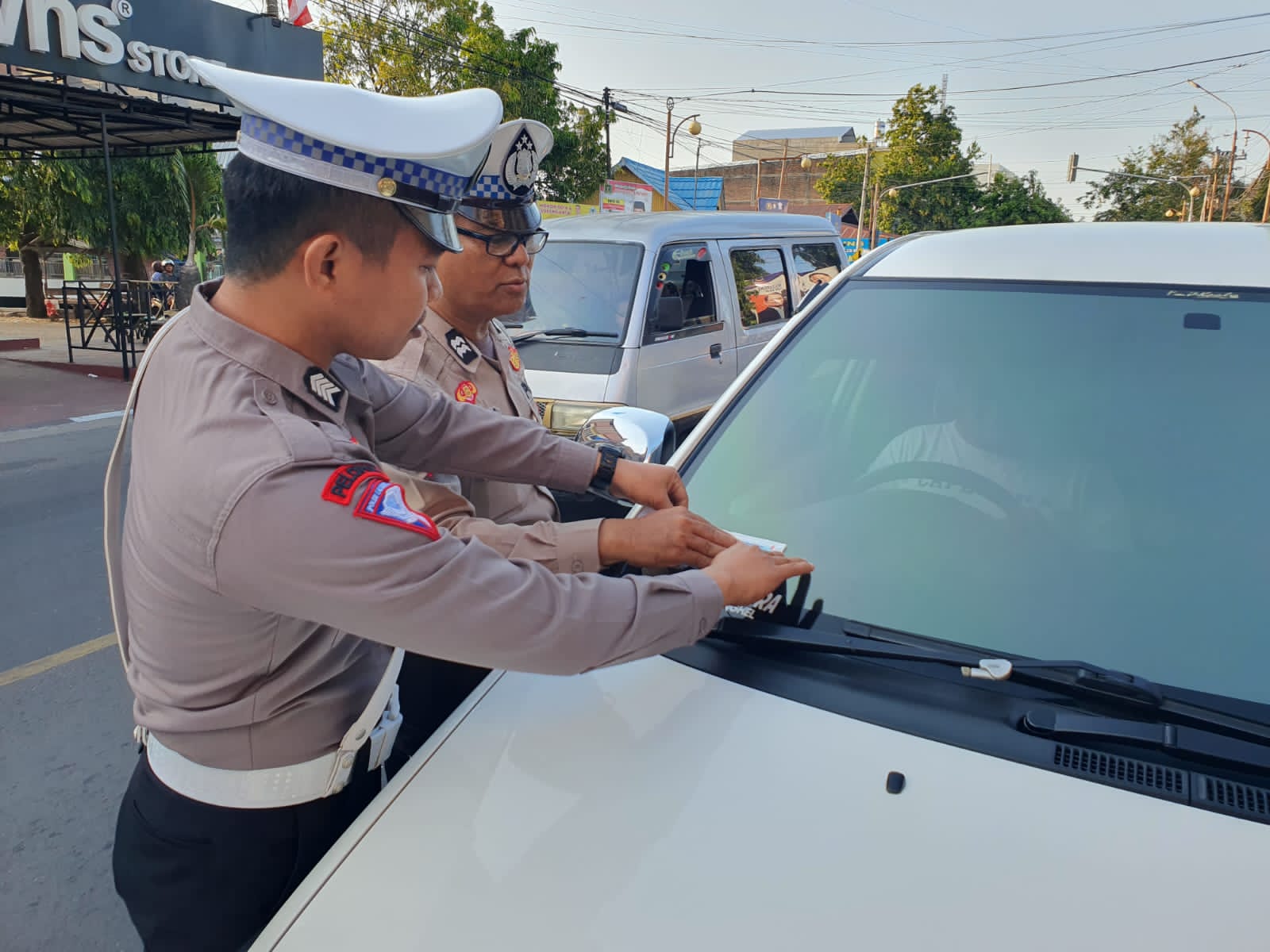 Operasi Zebra Pallawa 2023, Satlantas Polres Pinrang Gencar Sosialisasikan Kamseltibcar Lantas | NEWS TV