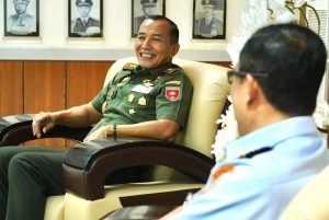 Pangdam XIV/Hsn : Kunjungan Sahli Panglima TNI Bid Intekmil Dan Siber Dapat Meningkatkan Kualitas Penguasaan IT Bagi Prajurit TNI | NEWS TV