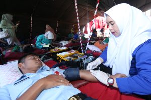 Semarak HUT TNI Ke -78 Bersama Tiga Matra, Dan Seluruh Stakeholder Melaksanakan Pesta Rakyat, Bazar, Bhakti Kesehatan, Sosial Di Wilayah Kodam XIV/Hsn | NEWS TV