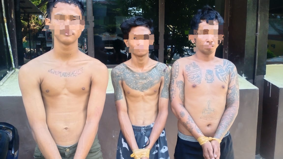 TIM OPSNAL LAKEKOMAE POLSEK MAMAJANG MELAKUKAN PENGUNGKAPAN KASUS CURAS-CURAT DI WILKUM POLSEK MAMAJANG | NEWS TV Indonesia