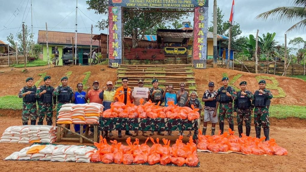 Aksi Sosial TNI Satgas Pamtas Statis RI-PNG Yonif 111/KB Dan Rumah Zakat Membawa Kegembiraan Masyarakat Pedalaman Papua Selatan | NEWS TV Indonesia