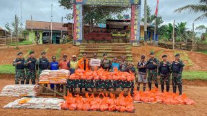 Aksi Sosial TNI Satgas Pamtas Statis RI-PNG Yonif 111/KB Dan Rumah Zakat Membawa Kegembiraan Masyarakat Pedalaman Papua Selatan