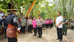 Kapolri Jenderal Listyo Sigit Prabowo Resmikan 10 Sumur bor Polri Presisi di Gunungkidul dan Bagikan Sembako