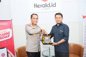 Kapolda Sulsel Menggelar Silaturahmi Ke Media, Jelang Pemilu 2024 | NEWS TV Indonesia Kapolda Sulsel Menggelar Silaturahmi Ke Media, Jelang Pemilu 2024 | NEWS TV Indonesia