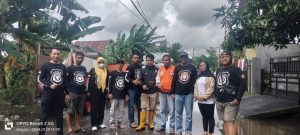 PAC Pandawa Pattingalloang Manggala, Berbagi Makanan Siap Saji Terhadap Korban Banjir Kec. Manggal | NEWS TV Indonesia