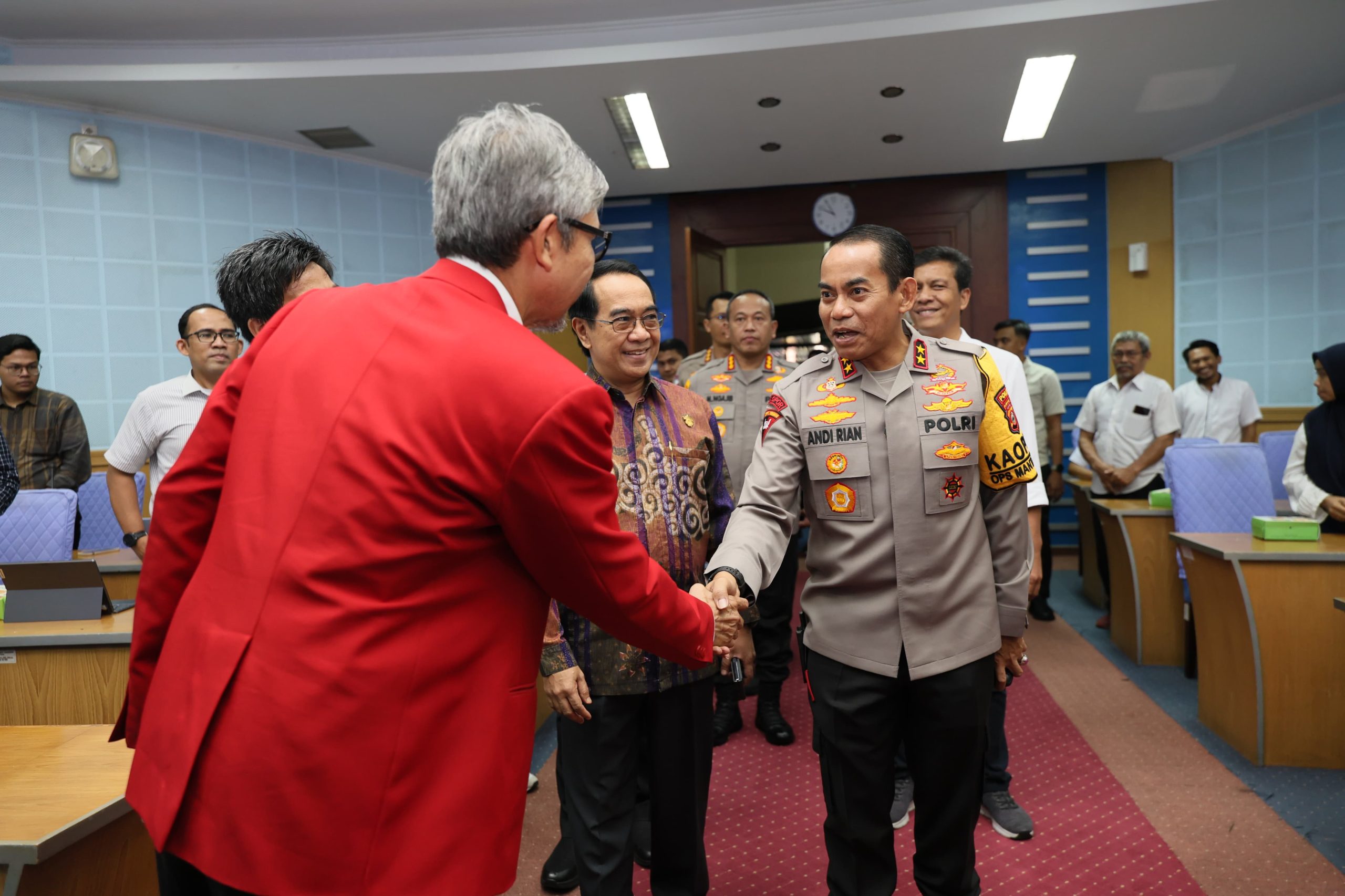 *Dialog Dan Silaturahmi Kapolda Sulsel dengan Civitas Universitas Hasanuddin* | NEWS TV Indonesia