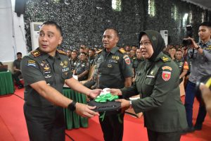 KUNJUNGAN KERJA PANGDAM XIV/HSN KE KODIM 1408/MKS | NEWS TV Indonesia KUNJUNGAN KERJA PANGDAM XIV/HSN KE KODIM 1408/MKS | NEWS TV Indonesia