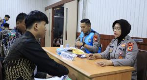 40 Peserta Seleksi SIPSS TA. 2024 Polda Sulsel Hari ini Mengikuti Pemeriksaan Administrasi Awal | NEWS TV Indonesia 40 Peserta Seleksi SIPSS TA. 2024 Polda Sulsel Hari ini Mengikuti Pemeriksaan Administrasi Awal | NEWS TV Indonesia