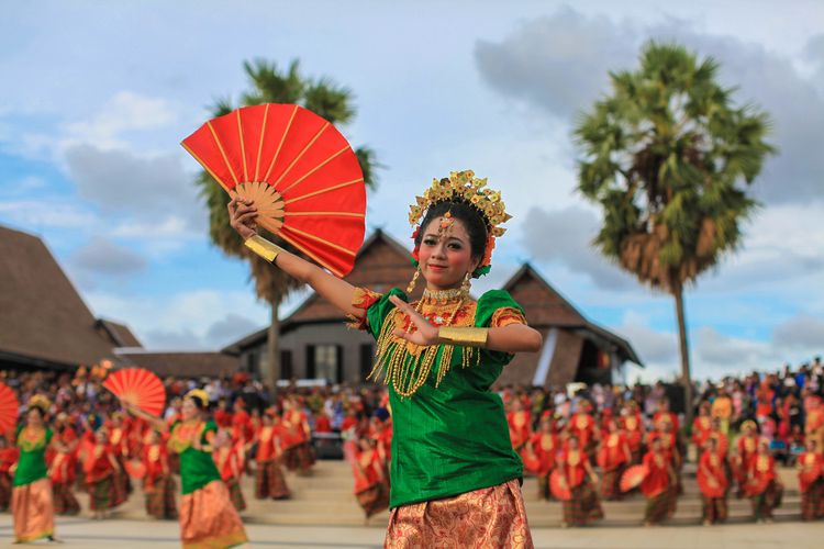 Sejarah dan Makna Tari Pakarena dari Sulawesi Selatan | NEWS TV Indonesia