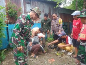 Koramil 1408-04/Bontoala libatkan seluruh Tripika dan warga dalam penanaman pohon buah
