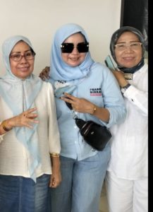 Ketua SRIKANDI RELAWAN PRABOWO Dan Para ketua DPW Relawan Prabowo, SRIKANDI,REPRO Dan 08 APIK Menggelar Pemeriksaan Mata Dan Pengukuran Kacamata Gratis | NEWS TV Indonesia