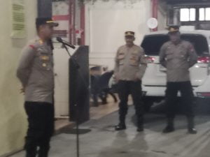 Kapolsek Mamajang, AKP, GHAFUR, Pimpin Apel Guna Antisipasi Gangguan Kantibmas Di Wilayah Hukum Polsek Mamajang