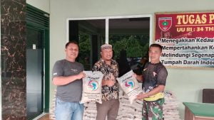 KODIM 1408-11/MKS BERBAGI JUM”AT BERKAH KE WARGA