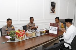 Polres Bulukumba Serahkan Zakat Fitra Ke Baznas Bulukumba | NEWS TV Indonesia