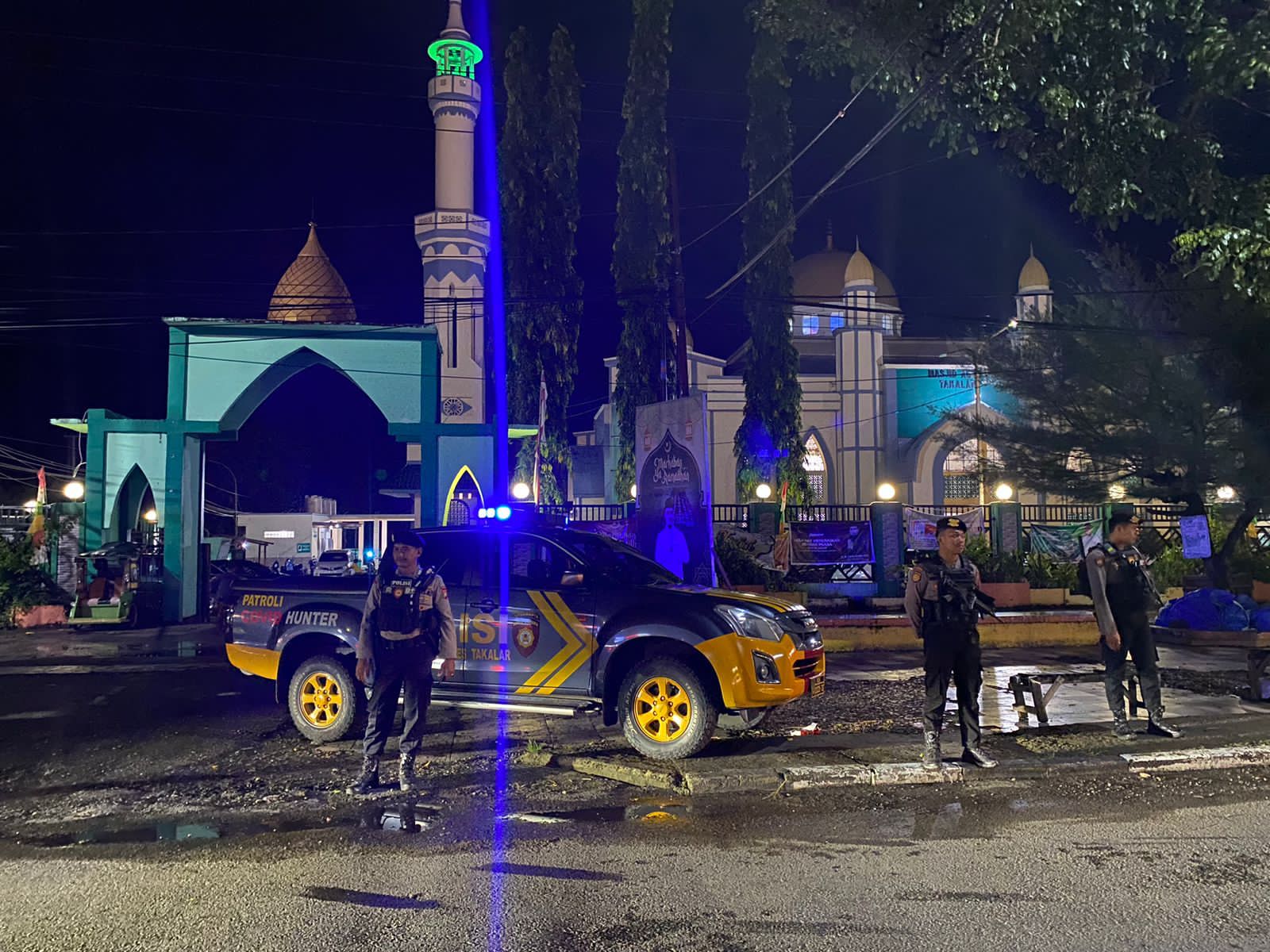 Polres Takalar Rutin PAM Sholat Tarawih, Berikan Rasa Aman dan Nyaman Bagi Warga Dalam Beribadah | NEWS TV Indonesia
