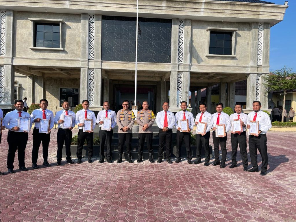 Bentuk Apresiasi, Kapolres Aceh Timur Beri Penghargaan Pada 26 Anggota Yang Berprestasi | NEWS TV Indonesia