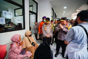 Kapolri Pastikan Beri Pelayanan Terbaik Bagi Keluarga Korban Kecelakaan Tol Cikampek | NEWS TV Indonesia