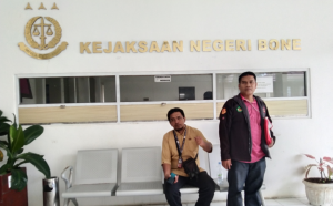Ada Apa Ketua LSM INAKOR Sulsel, Sambangi Kantor Kejaksaan Negeri Bone, Ternyata Ini | NEWS TV Indonesia