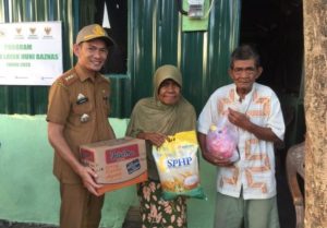 Anak Yatim dan Orang Tua Jompo Sasaran THR Pihak Disdukcapil Jeneponto | NEWS TV Indonesia