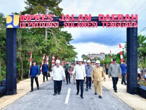 *Panglima TNI Dampingi Presiden RI Kunjungan Kerja ke Provinsi Sulawesi Tenggara* | NEWS TV Indonesia *Panglima TNI Dampingi Presiden RI Kunjungan Kerja ke Provinsi Sulawesi Tenggara* | NEWS TV Indonesia