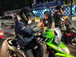 PEDULI KORBAN BENCANA ALAM DI LUWU,IKV SULSEL BERSAMA KOMUNITAS GABUNGAN ADAKAN GALANG DONASI. | NEWS TV Indonesia PEDULI KORBAN BENCANA ALAM DI LUWU,IKV SULSEL BERSAMA KOMUNITAS GABUNGAN ADAKAN GALANG DONASI. | NEWS TV Indonesia