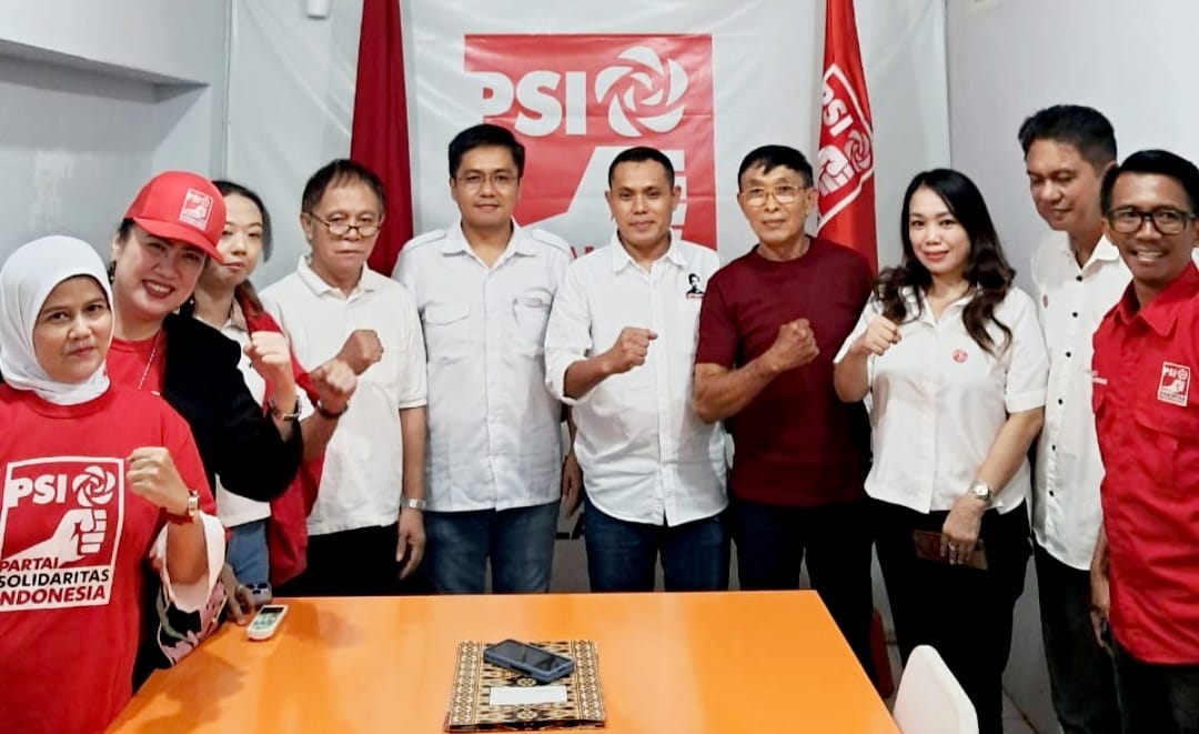 PSI Makassar Terima Formulir Pendaftaran Ahmad Susanto Sebagai Balon Walikota | NEWS TV Indonesia