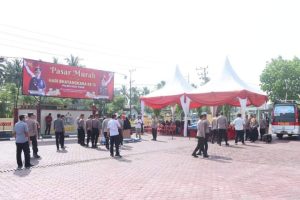 HUT Bhayangkara, Ratusan Dhuafa Dapat Sembako Murah