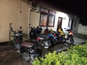 *Personil Polsek Batang Polres Jeneponto Bubarkan Aksi Perang Kelompok Antara Warga Jeneponto Dengan Warga Bantaeng* | NEWS TV Indonesia *Personil Polsek Batang Polres Jeneponto Bubarkan Aksi Perang Kelompok Antara Warga Jeneponto Dengan Warga Bantaeng* | NEWS TV Indonesia