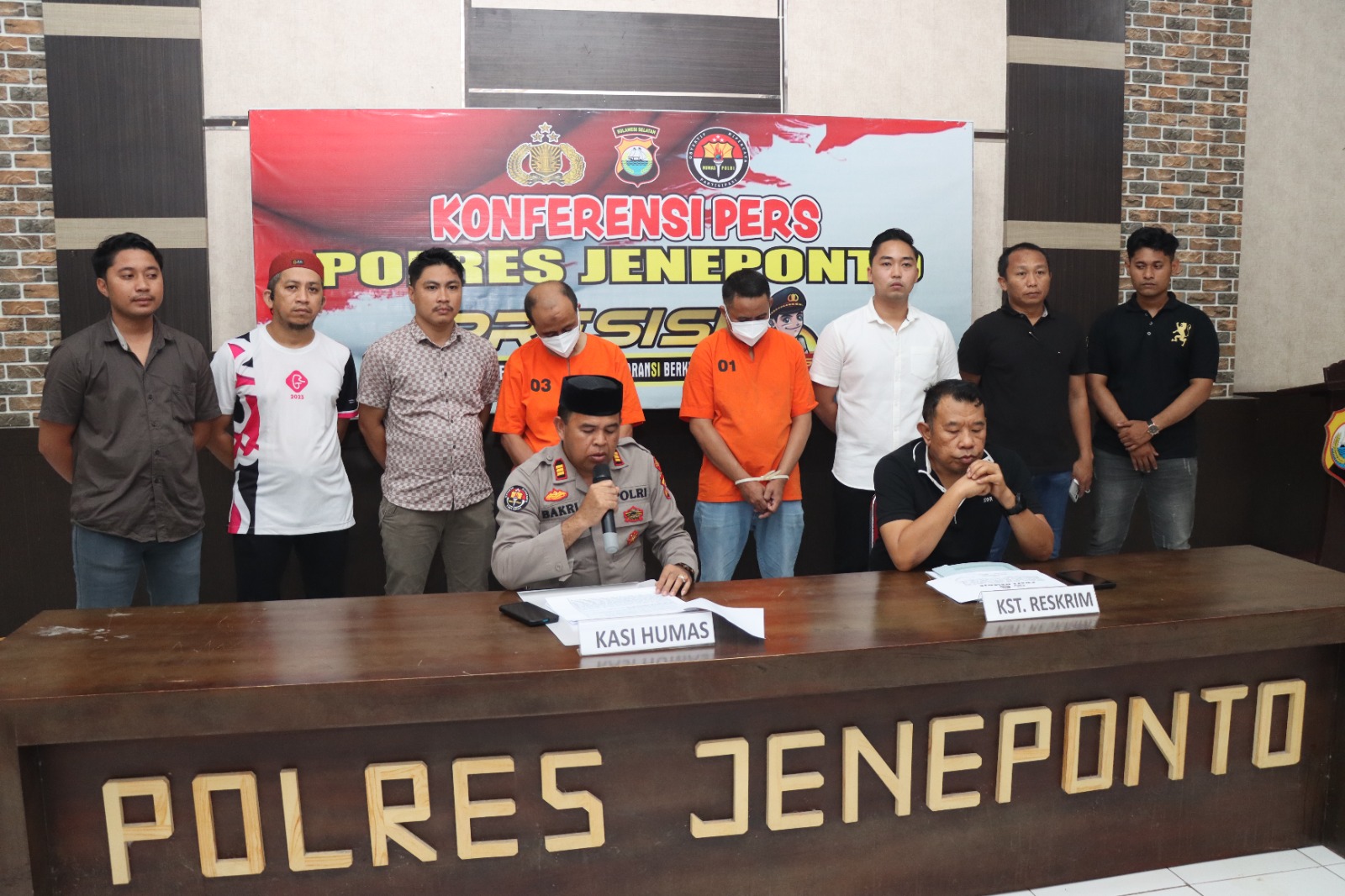 Sat. Reskrim Polres Jeneponto Melakukan Penahanan Terhadap Dua Tersangka Korupsi Pada Sekretariat Daerah Kabupaten Jeneponto | NEWS TV Indonesia