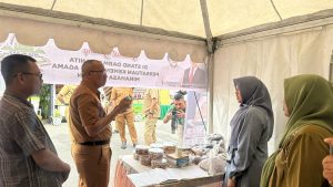 Pj Wali Kota Kotamobagu Tinjau Stand Pameran UMKM di Arena MTQ Sulut