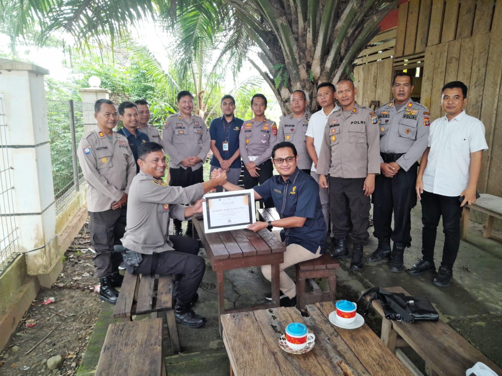 Polres Touna Raih Piagam Penghargaan Pengelolaan Anggaran Terbaik Nilai Sempurna 100 dari KPPN Type A1 Poso | NEWS TV Indonesia