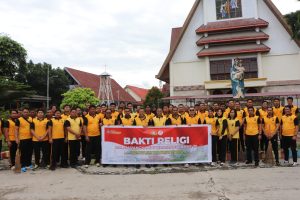 Bakti Religi Hari Bhayangkara ke-78, Polda Sulteng Bersihkan 2 Rumah Ibadah