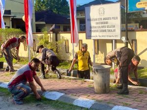 Sambut HUT Bhayangkara Ke-78, Polres Takalar Gelar Kerja Bakti Bersih-bersih Kantor | NEWS TV Indonesia Sambut HUT Bhayangkara Ke-78, Polres Takalar Gelar Kerja Bakti Bersih-bersih Kantor | NEWS TV Indonesia