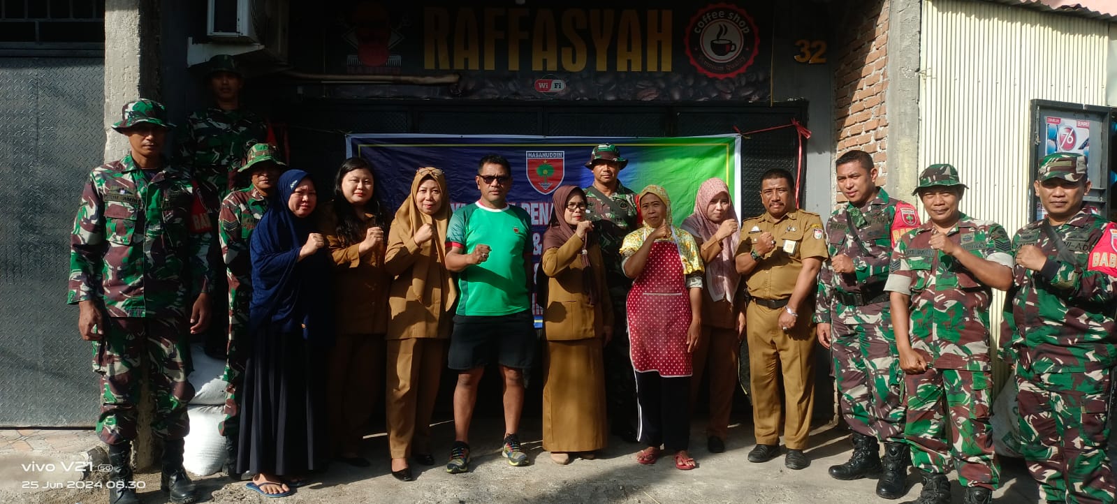 Koramil 1408-08/Makassar Gelar Karya Bhakti, Tumbuhkan Rasa Kepedulian Terhadap Lingkungan Yang Sehat | NEWS TV Indonesia